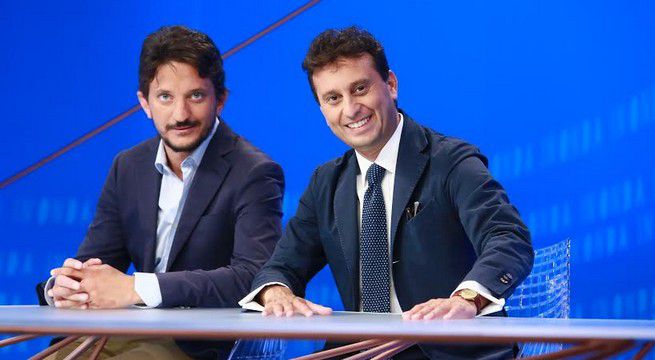 Tommaso Labate e David Parenzo nella trasmissione televisiva "In Onda" (La7)